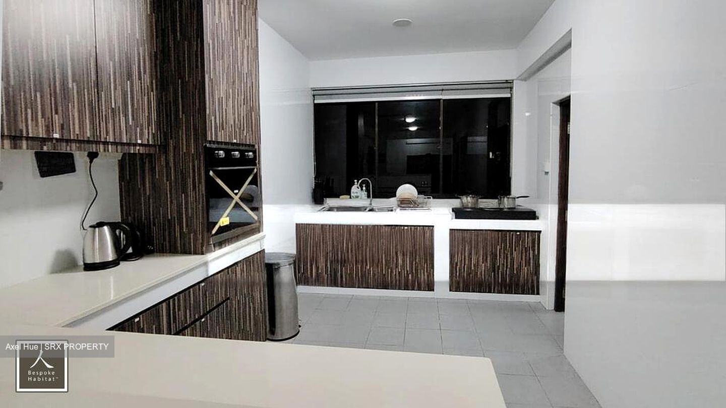 Lakepoint Condominium (D22), Condominium #515412791